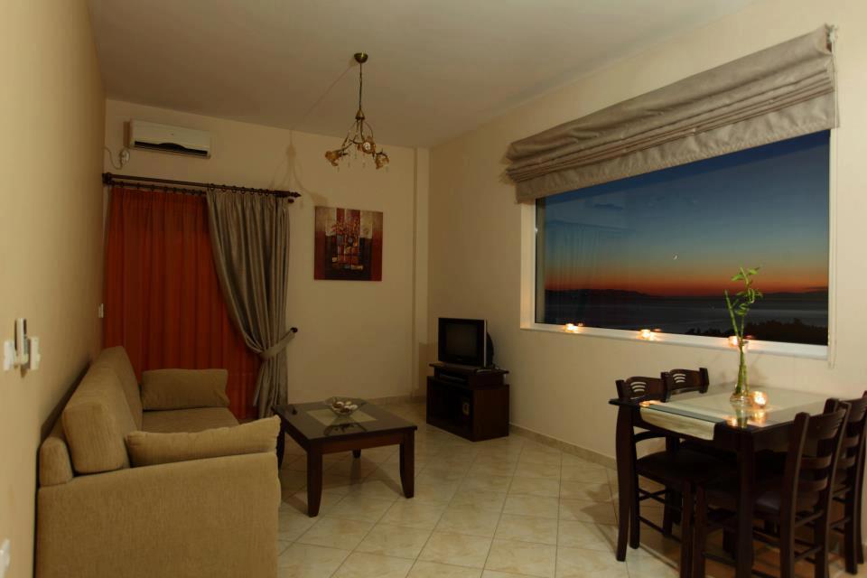 Pantheon Hotel & Suites Nerotriviá 部屋 写真